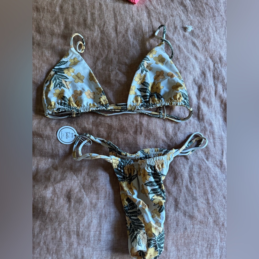 Benoa Swim floral Bikini, Large